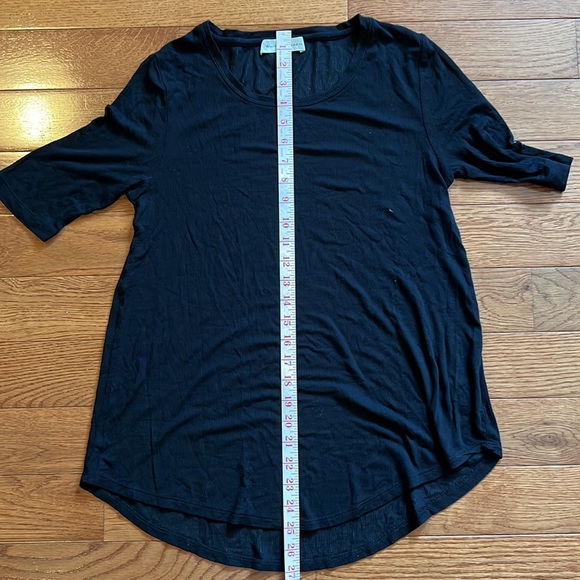 White and Warren - Ribbed flowy top - small - Picture 7 of 8